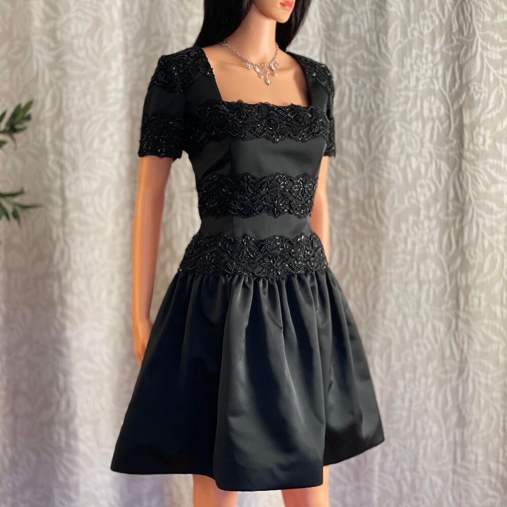NWOT Black Tie by Oleg Cassini Black Beaded Party Dress Vintage Puff Skirt Sz‎ 8